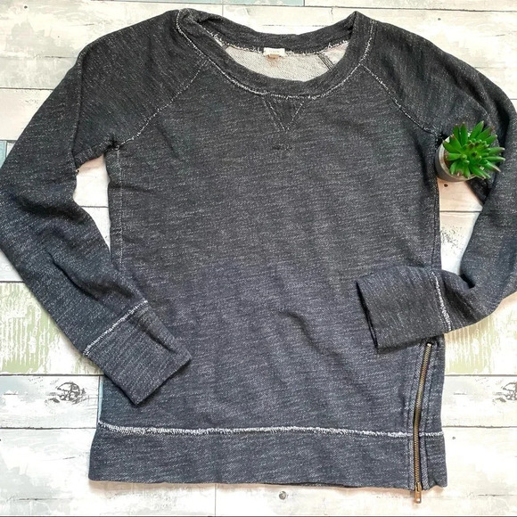 ⭐️J Crew Crewneck Sweatshirt - Picture 2 of 8